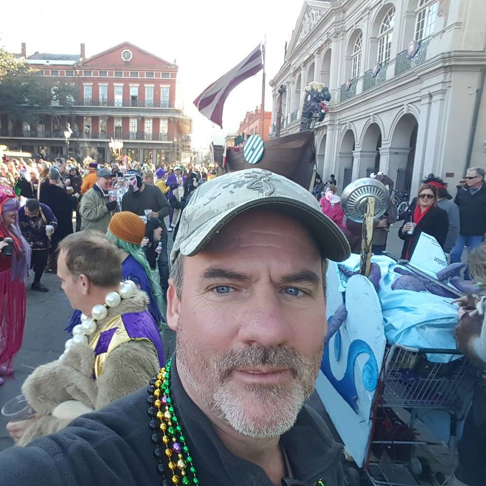 Meet your Posher, Tom